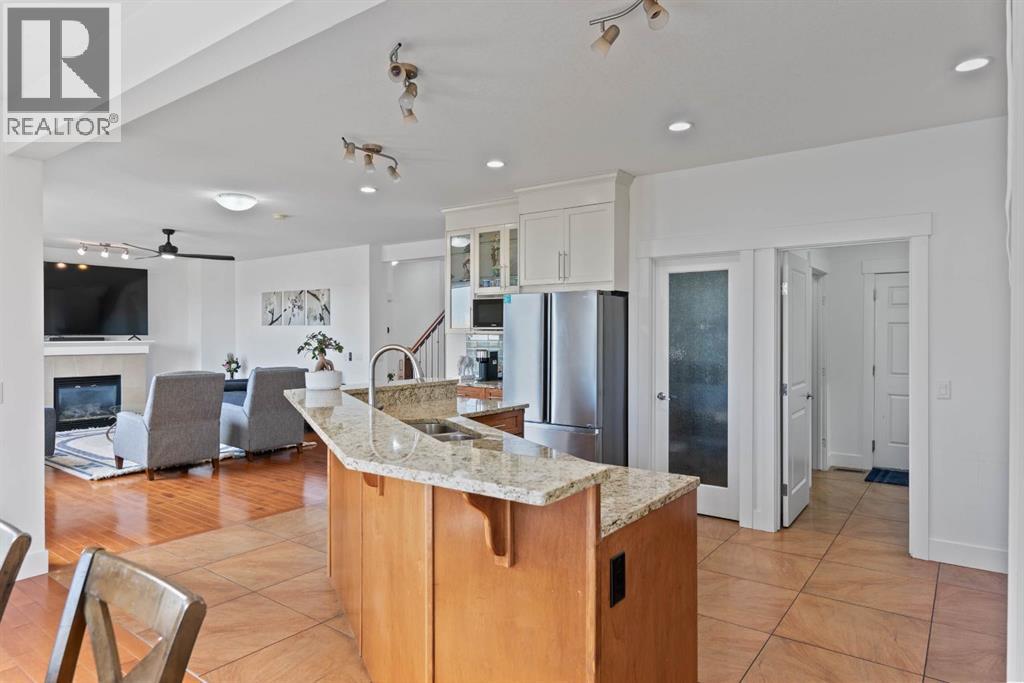 332 Kinniburgh Boulevard, Chestermere, Alberta  T1X 0P4 - Photo 19 - A2263648