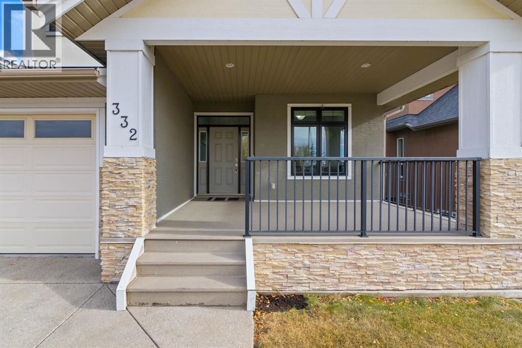 332 Kinniburgh Boulevard, Chestermere, Alberta  T1X 0P4 - Photo 4 - A2263648