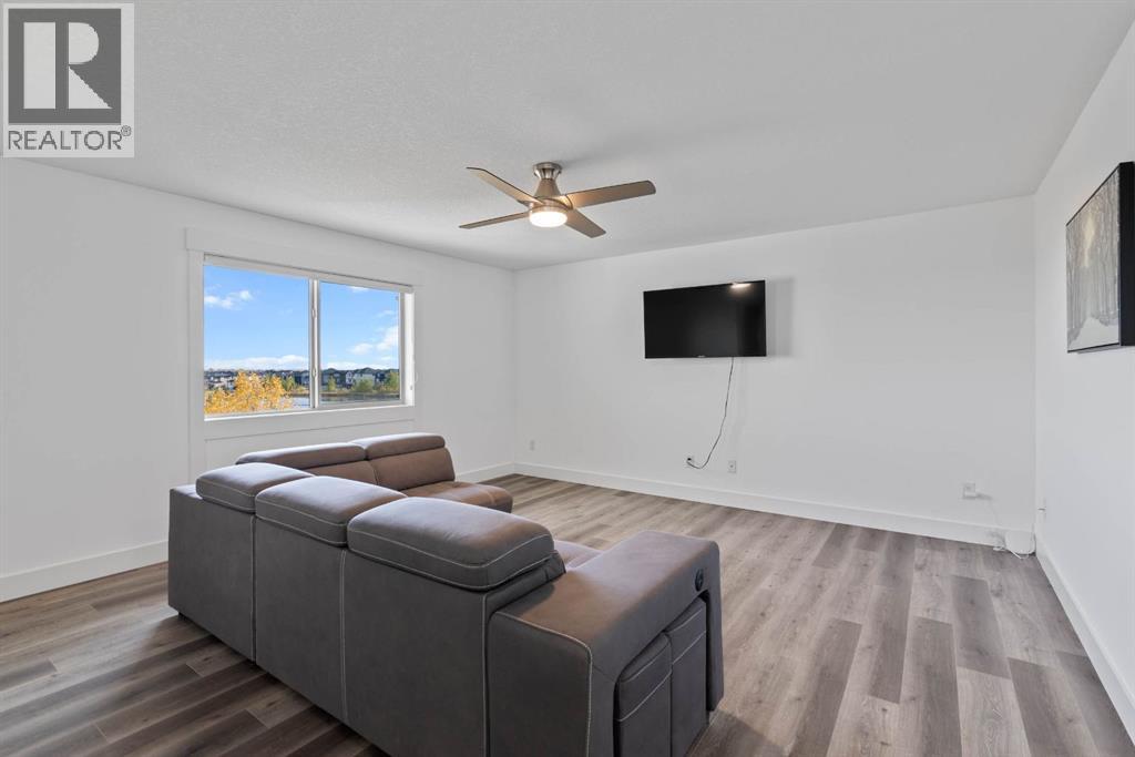 332 Kinniburgh Boulevard, Chestermere, Alberta  T1X 0P4 - Photo 29 - A2263648