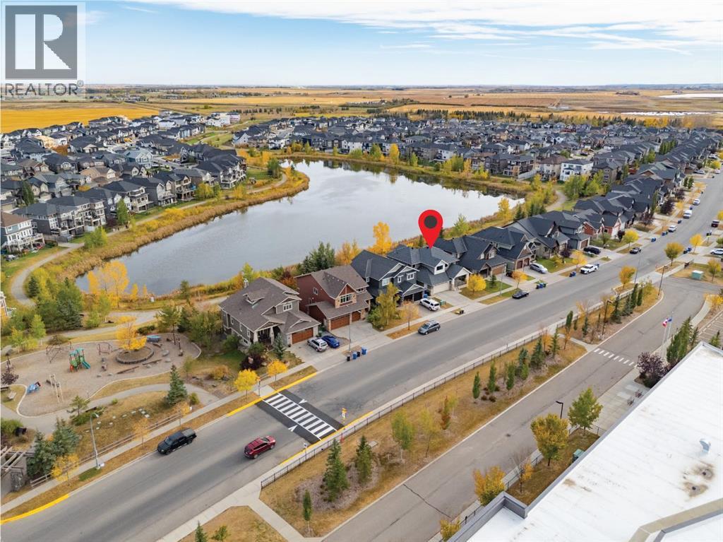 332 Kinniburgh Boulevard, Chestermere, Alberta  T1X 0P4 - Photo 2 - A2263648