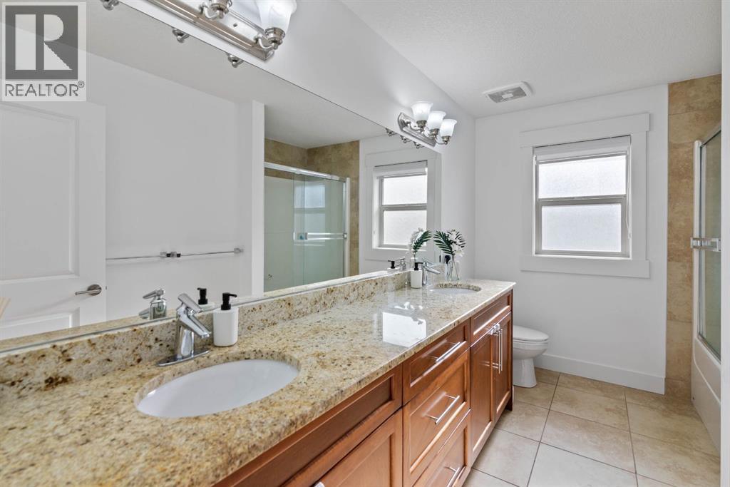 332 Kinniburgh Boulevard, Chestermere, Alberta  T1X 0P4 - Photo 30 - A2263648