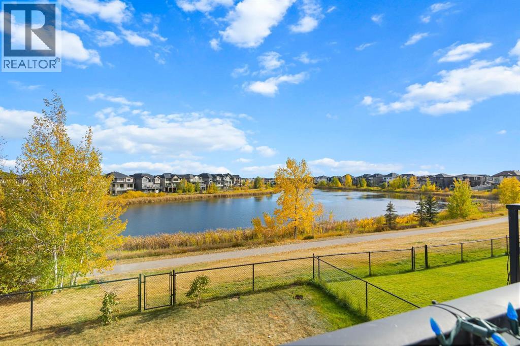 332 Kinniburgh Boulevard, Chestermere, Alberta  T1X 0P4 - Photo 25 - A2263648