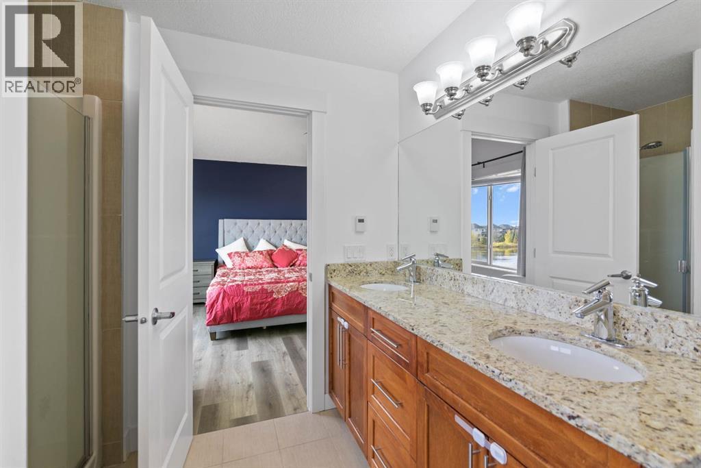 332 Kinniburgh Boulevard, Chestermere, Alberta  T1X 0P4 - Photo 38 - A2263648