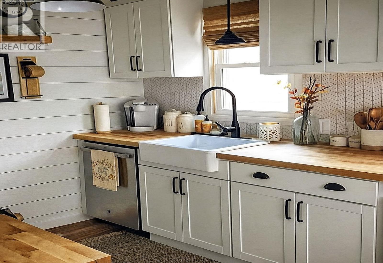 11980 Confidential, Port Coquitlam, British Columbia  V0V 0V0 - Photo 7 - C8073258