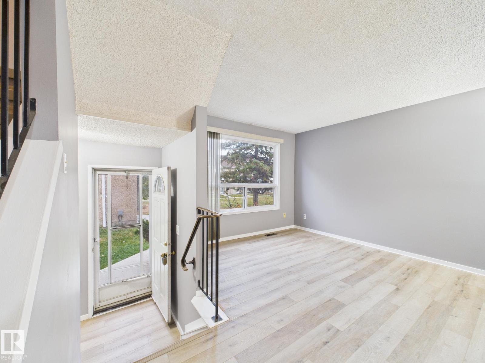 18337 93 Av Nw, Edmonton, Alberta  T5T 1V2 - Photo 6 - E4463714