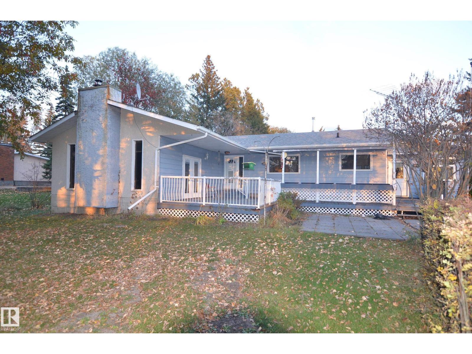 5815 West Boundary Road, Barrhead, Alberta  T7N 1B9 - Photo 4 - E4463715