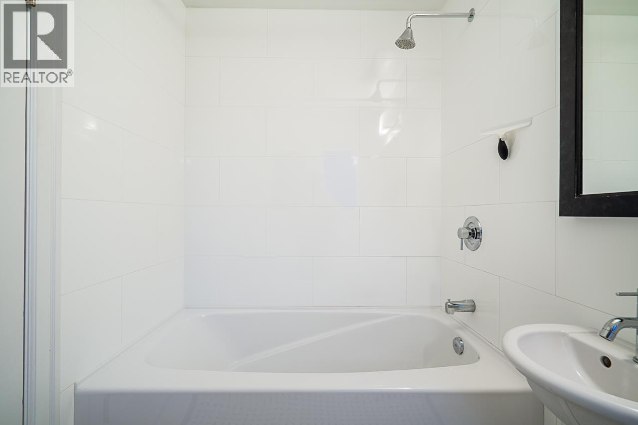 310 Ash Street, New Westminster, British Columbia  V3M 3M6 - Photo 19 - R3061594