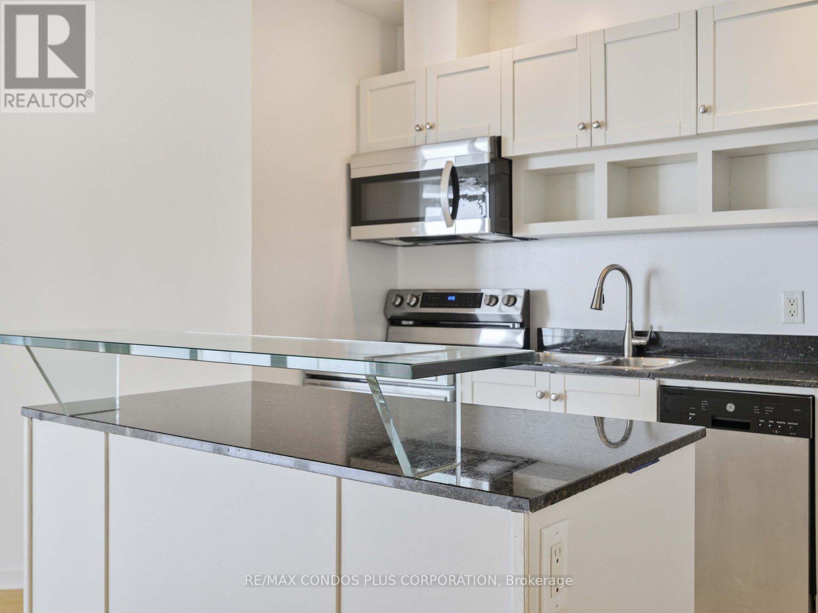 2209 - 208 Queens Quay W, Toronto, Ontario  M5J 2Y5 - Photo 11 - C12484961