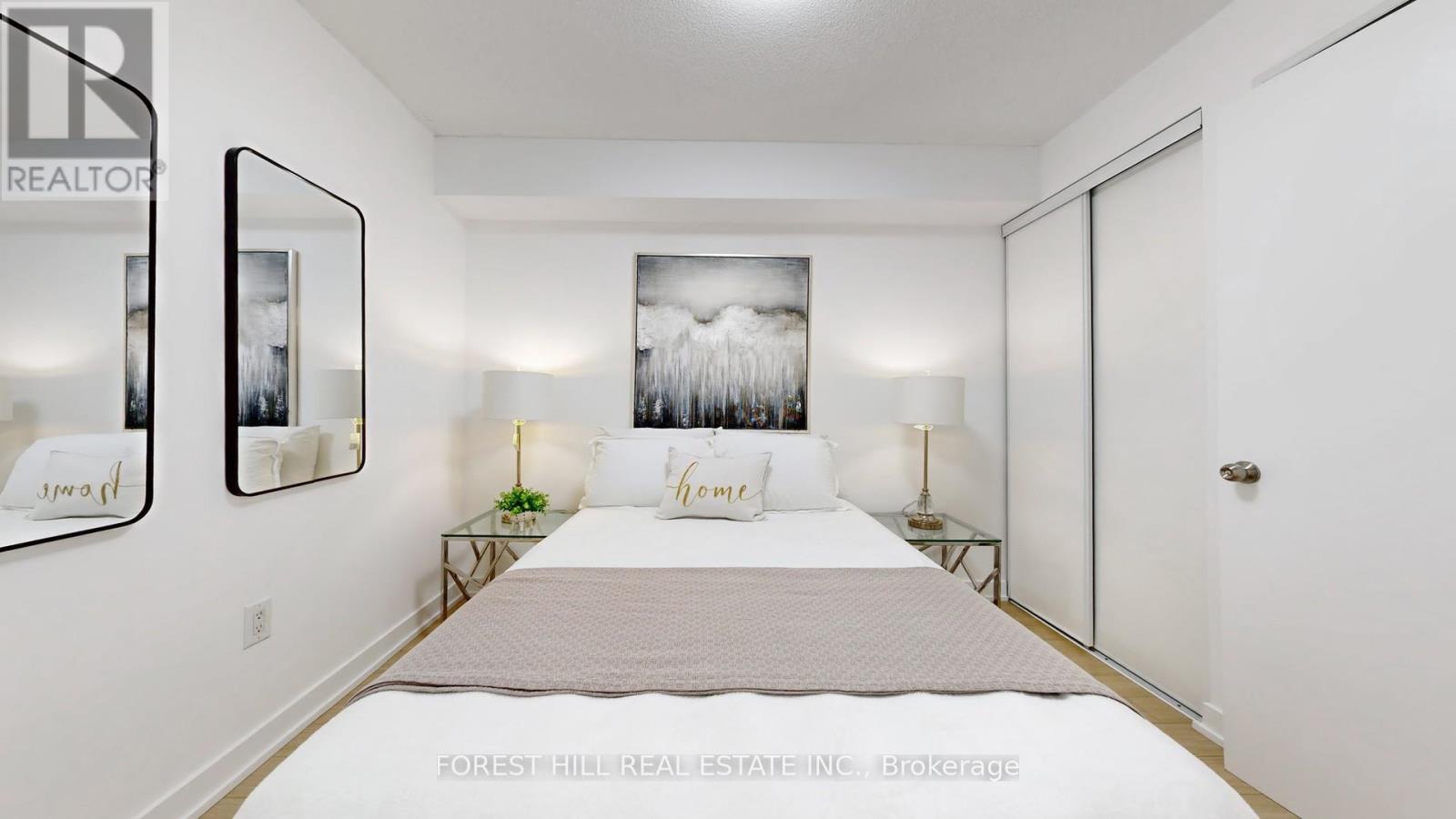 743 - 10 Capreol Court, Toronto, Ontario  M5V 4B3 - Photo 17 - C12484964