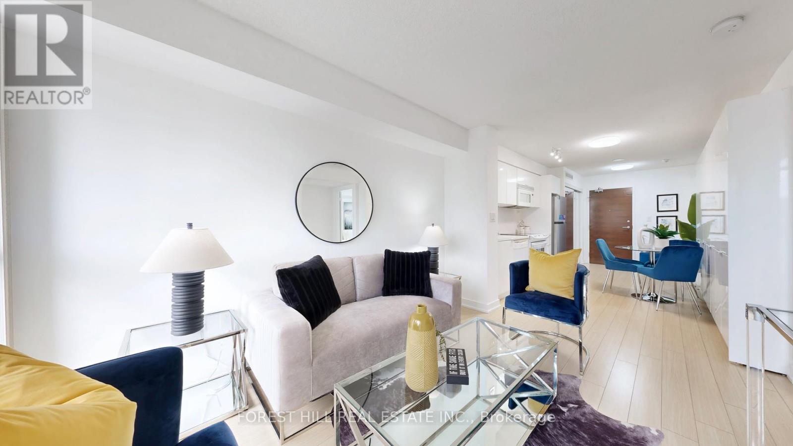 743 - 10 Capreol Court, Toronto, Ontario  M5V 4B3 - Photo 5 - C12484964