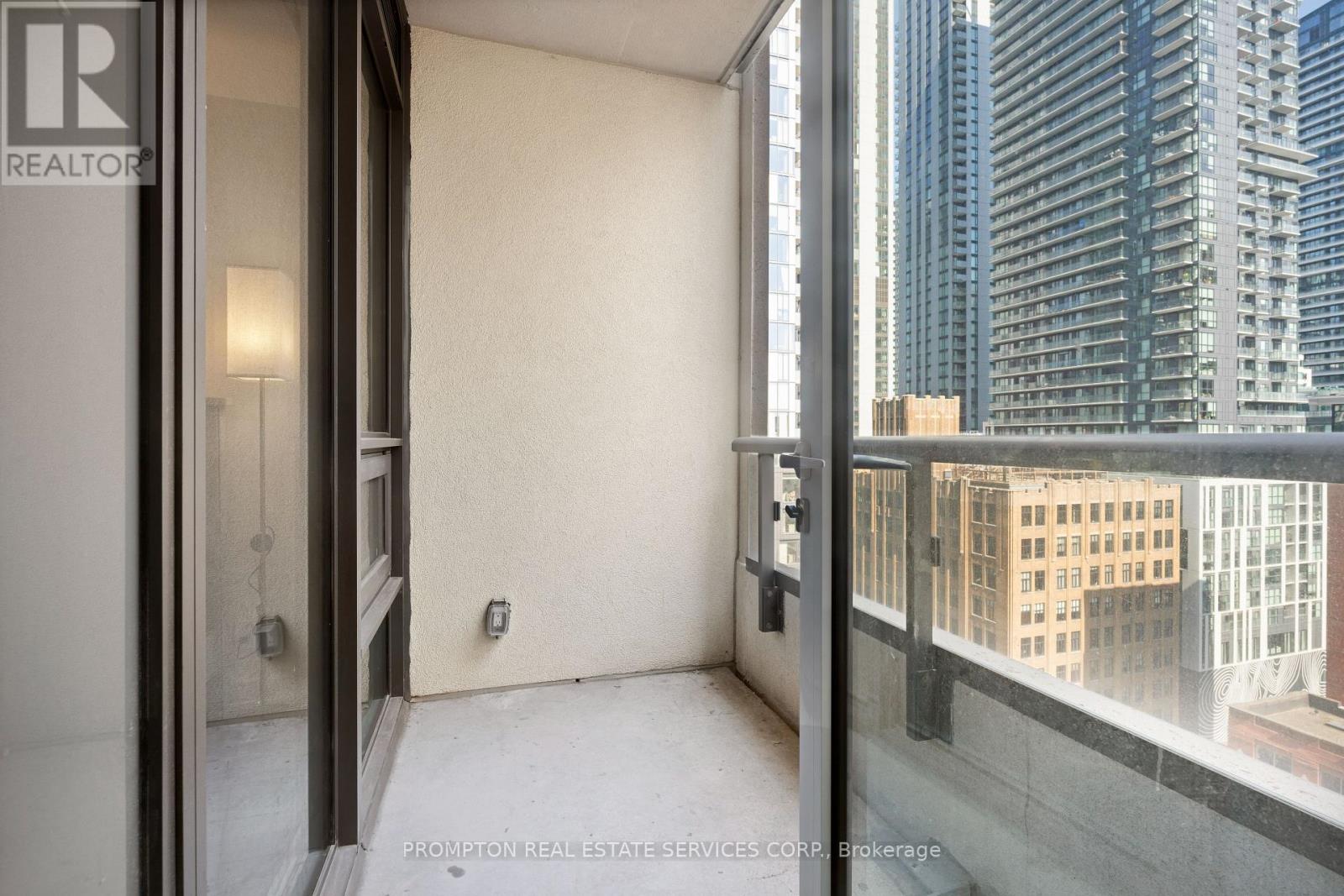 1509 - 108 Peter Street, Toronto, Ontario  M5V 0W2 - Photo 12 - C12484971