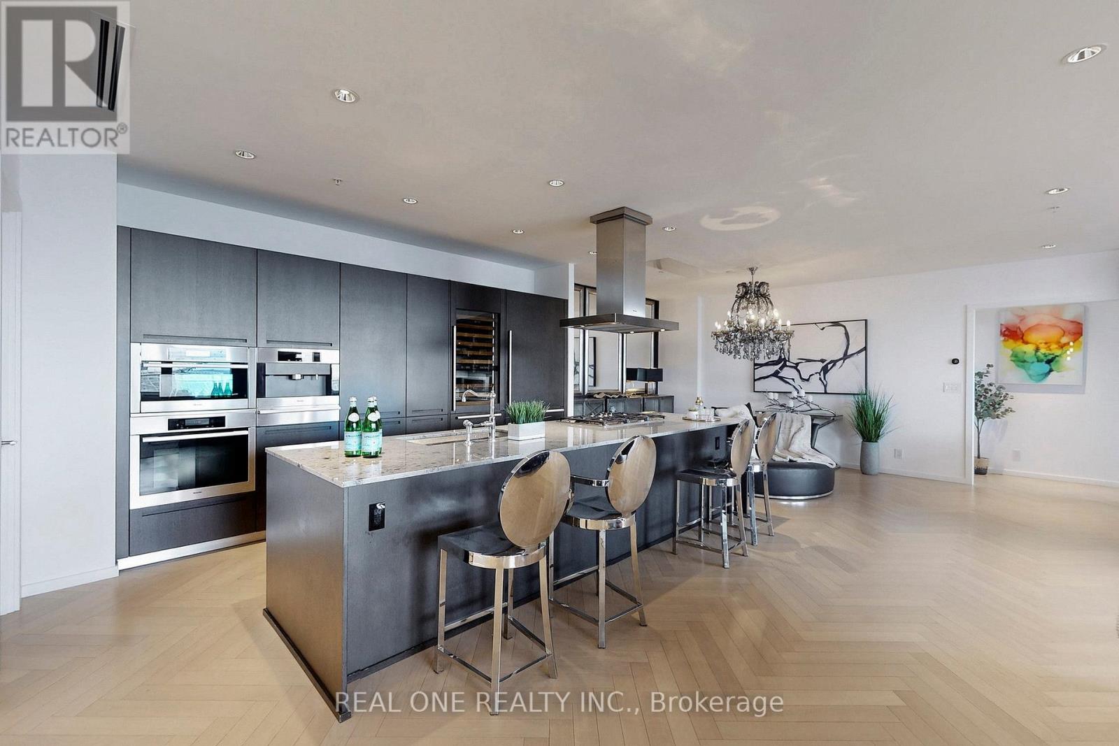 6205 - 180 University Avenue, Toronto, Ontario  M5H 0A2 - Photo 12 - C12484972