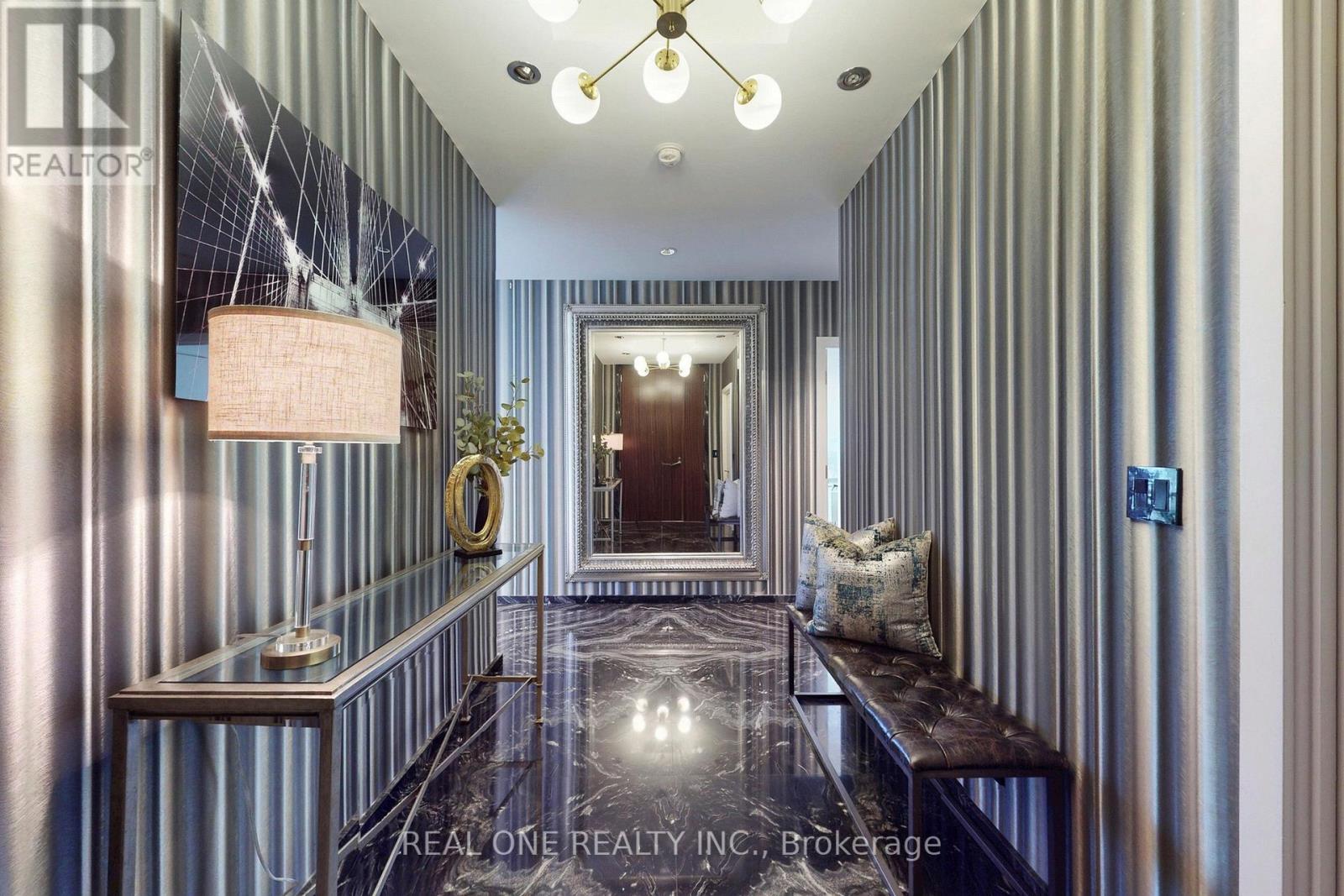 6205 - 180 University Avenue, Toronto, Ontario  M5H 0A2 - Photo 3 - C12484972