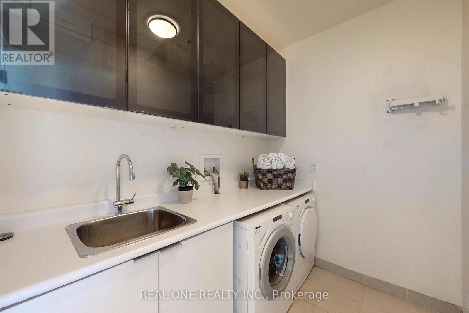 6205 - 180 University Avenue, Toronto, Ontario  M5H 0A2 - Photo 32 - C12484972