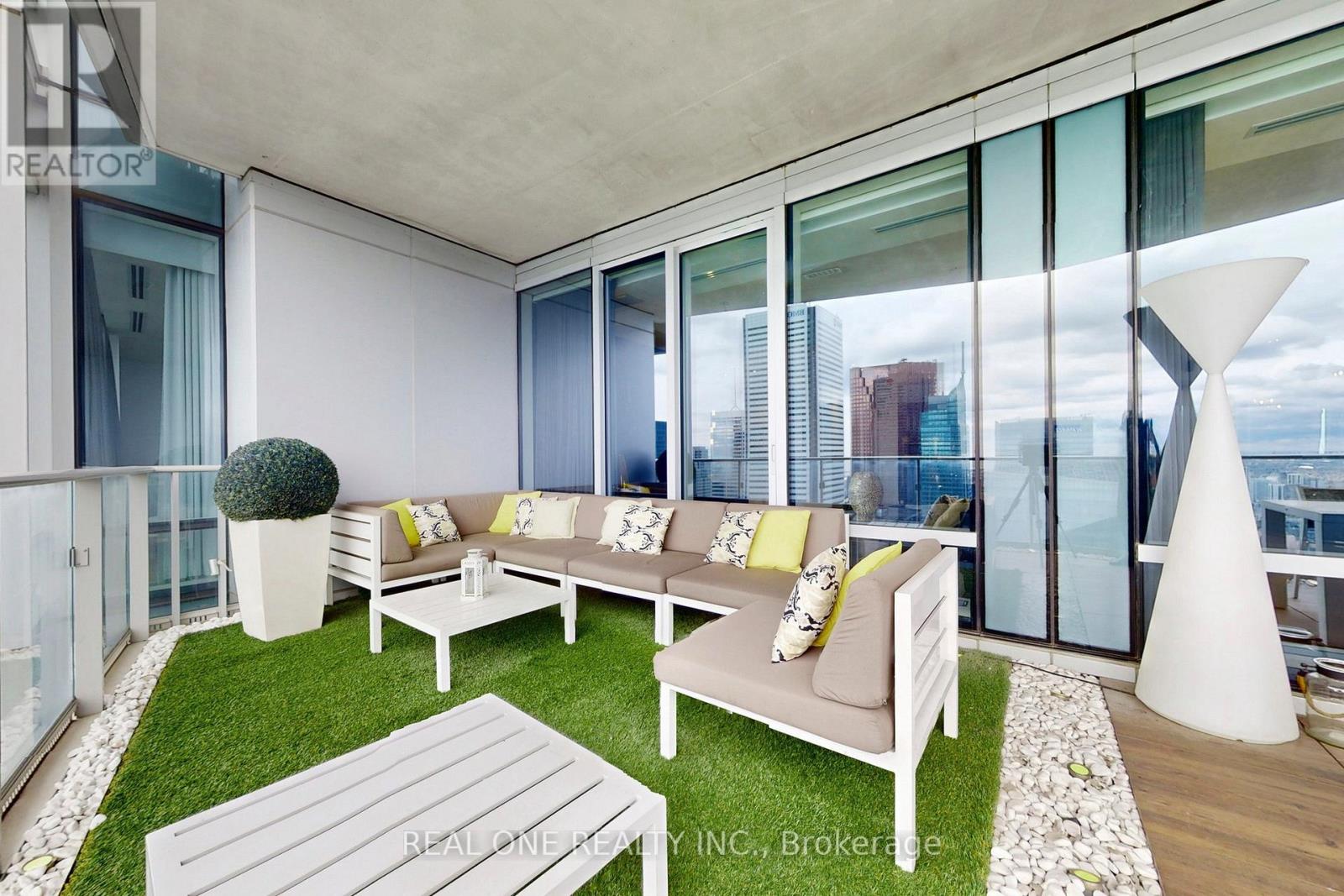 6205 - 180 University Avenue, Toronto, Ontario  M5H 0A2 - Photo 37 - C12484972