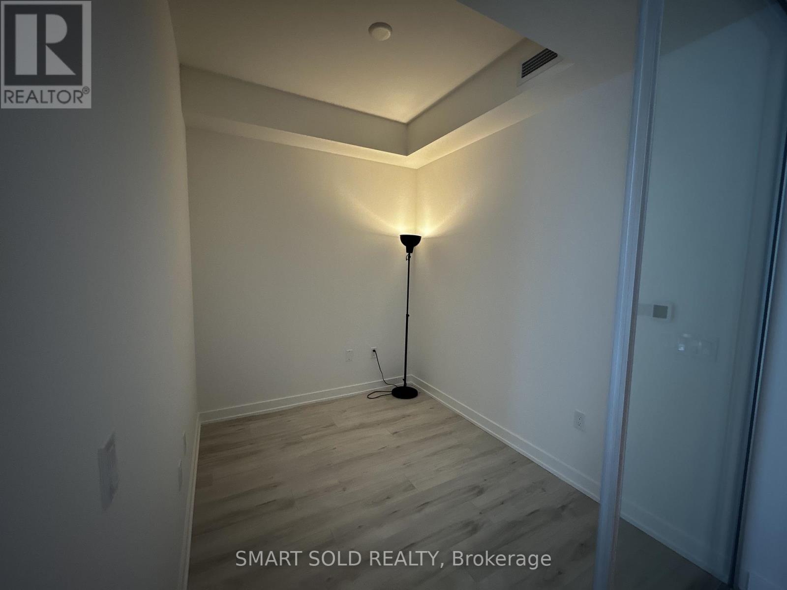 1104 - 110 Broadway Avenue, Toronto, Ontario  M4P 1V7 - Photo 12 - C12484975