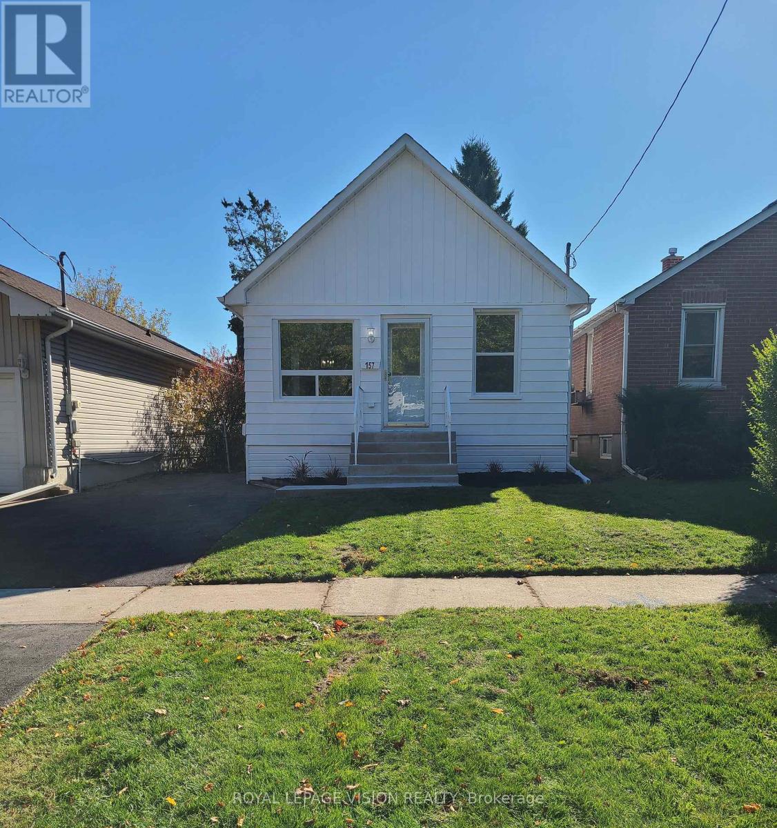 157 COLLEGE AVENUE, Oshawa, Ontario
