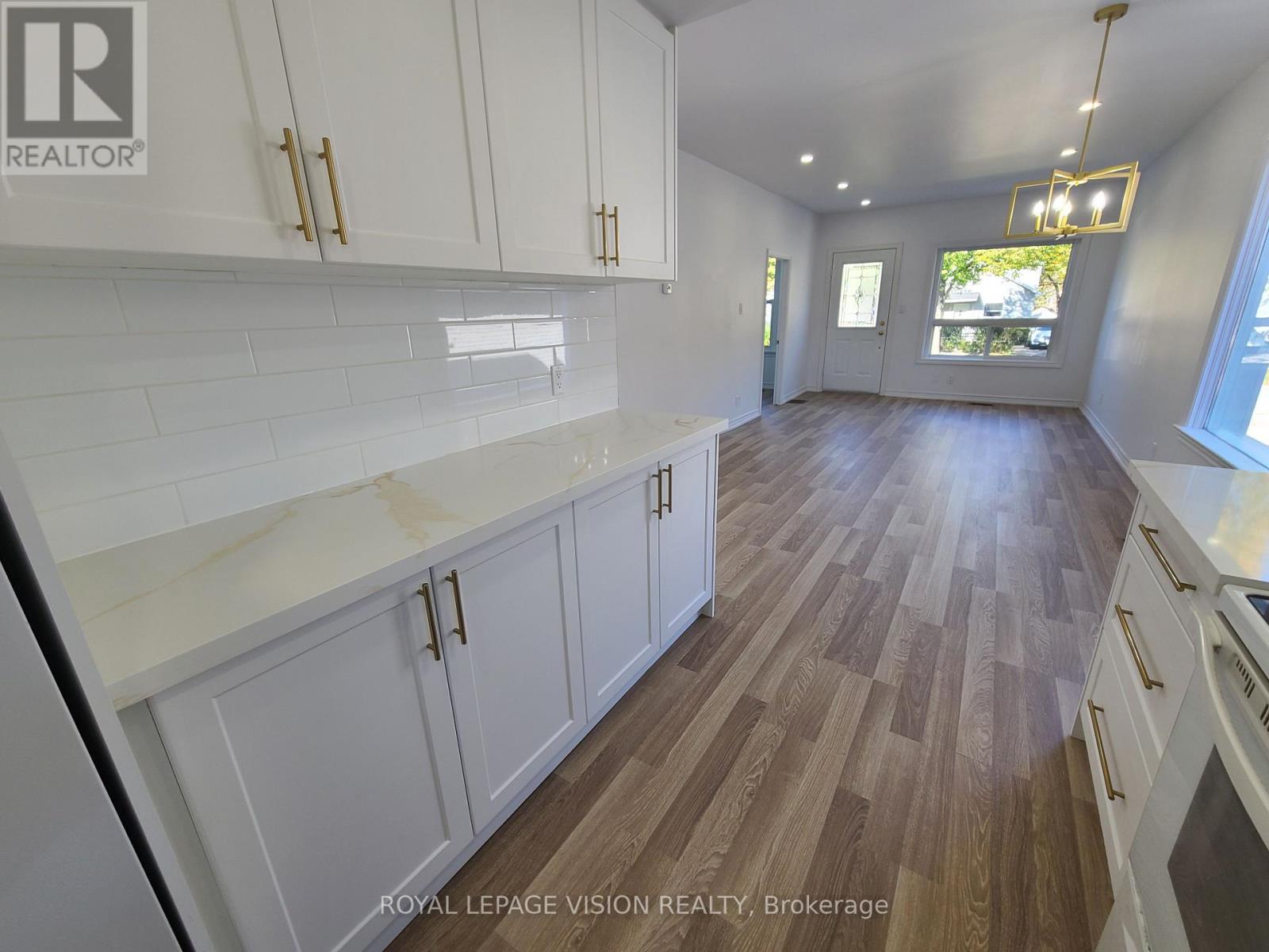 157 College Avenue, Oshawa, Ontario  L1J 1R3 - Photo 16 - E12484965