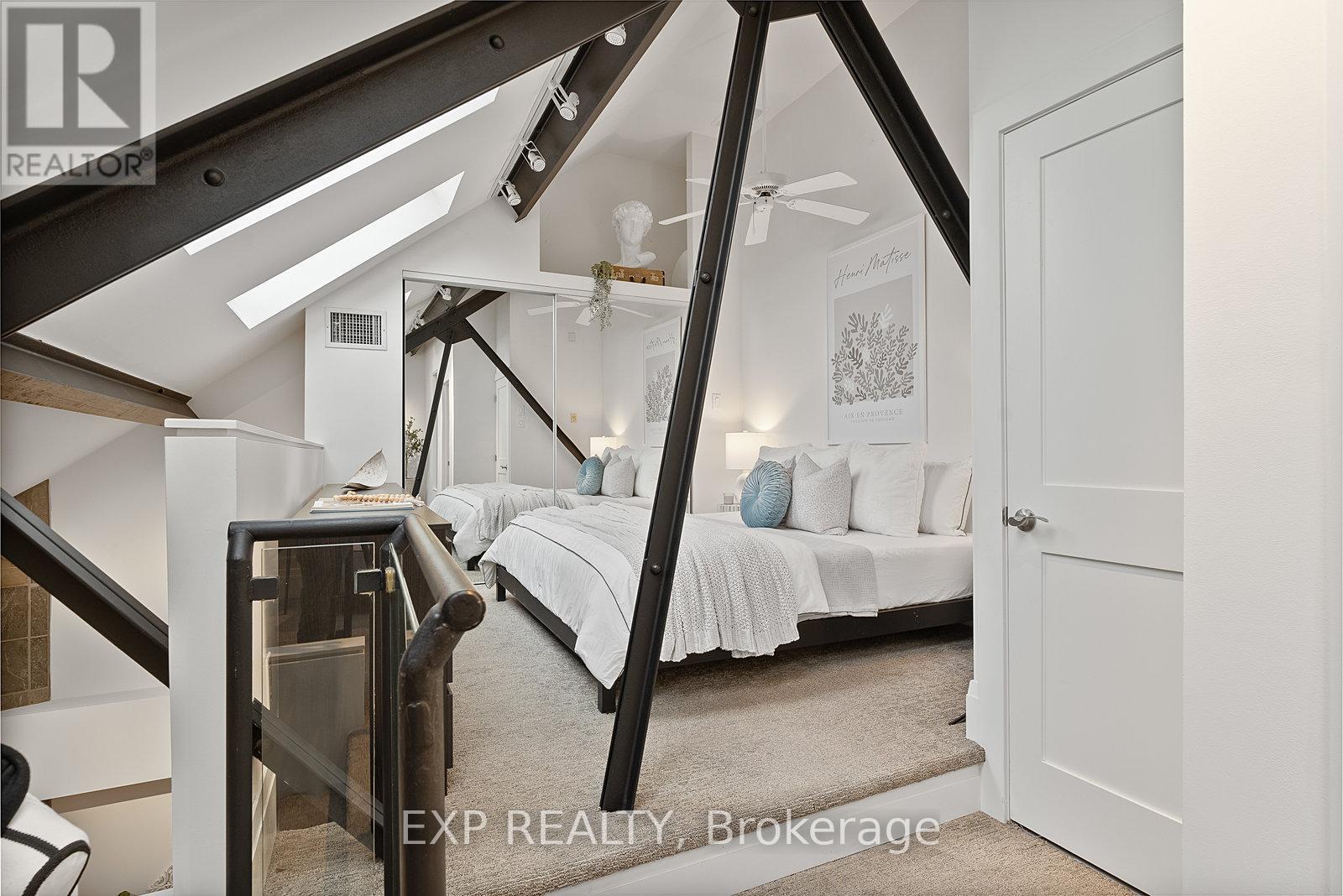 305 - 660 Pape Avenue, Toronto, Ontario  M4K 3S5 - Photo 23 - E12484976