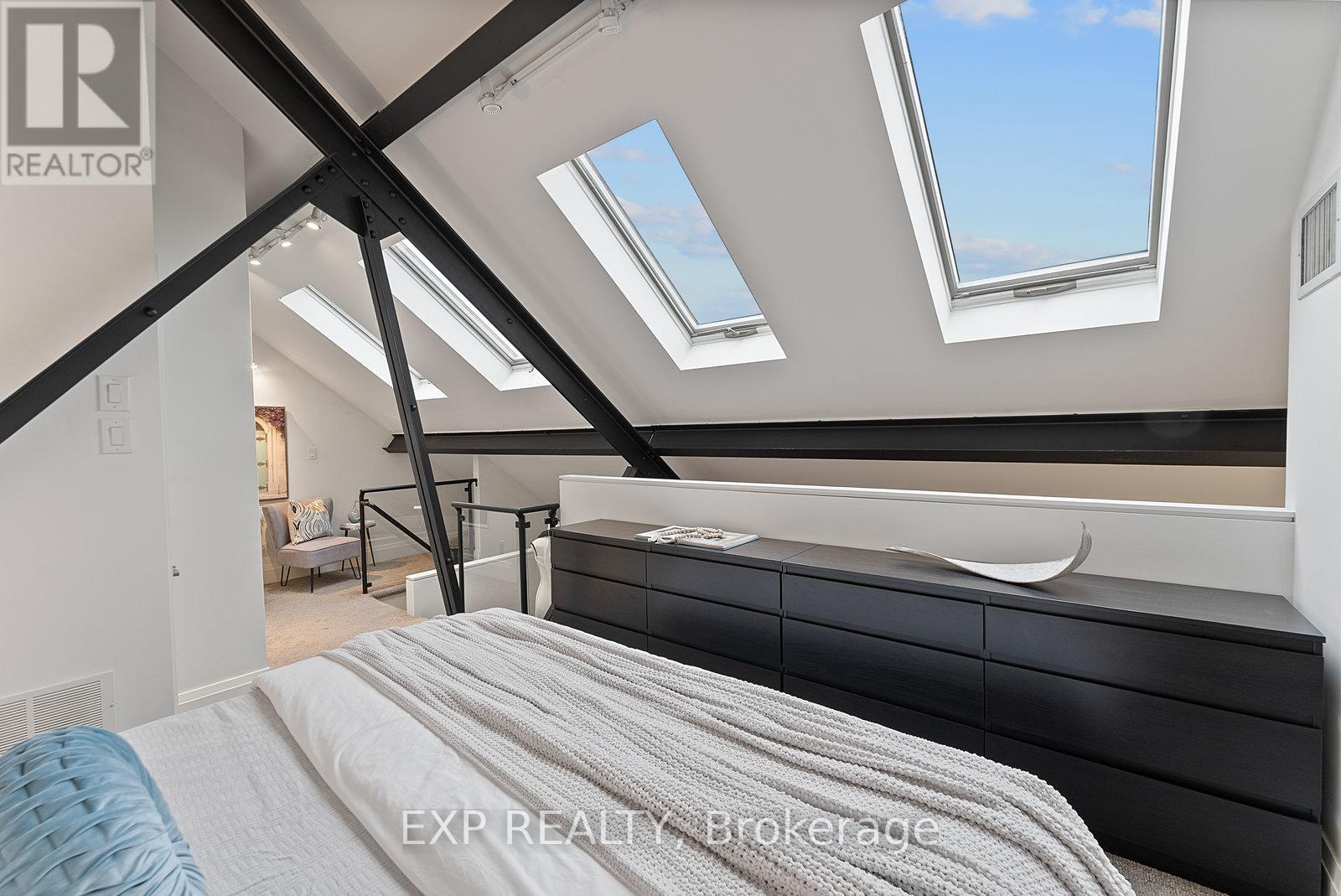 305 - 660 Pape Avenue, Toronto, Ontario  M4K 3S5 - Photo 29 - E12484976