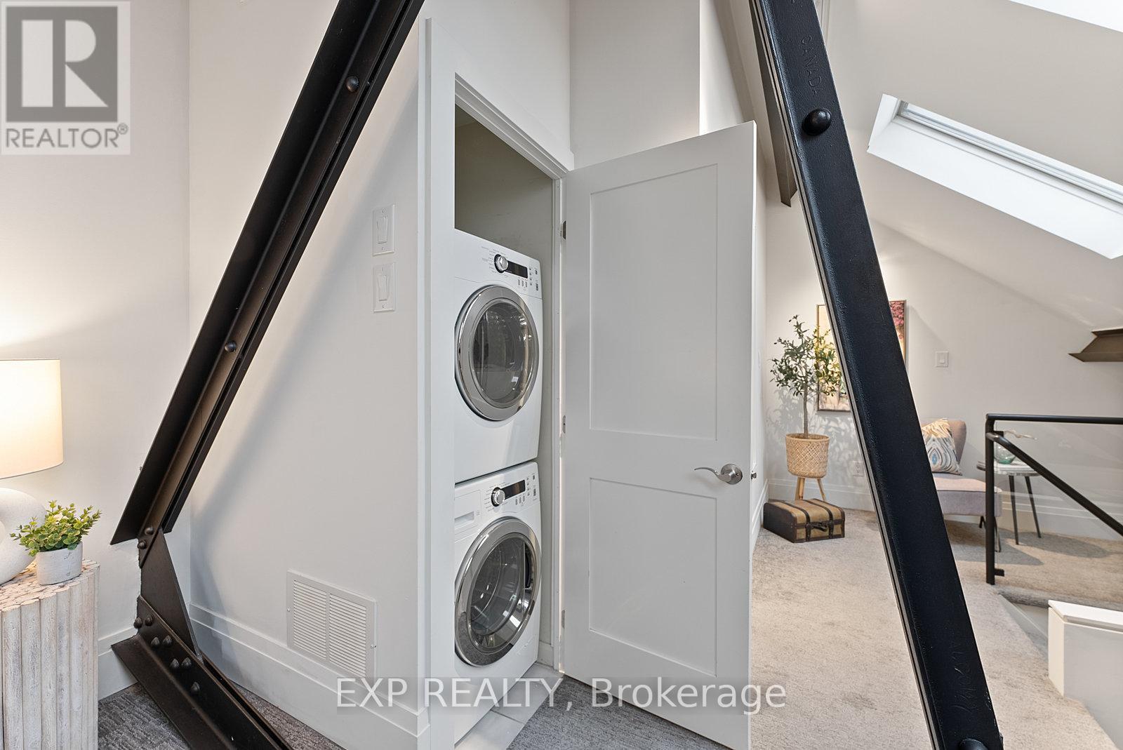 305 - 660 Pape Avenue, Toronto, Ontario  M4K 3S5 - Photo 33 - E12484976