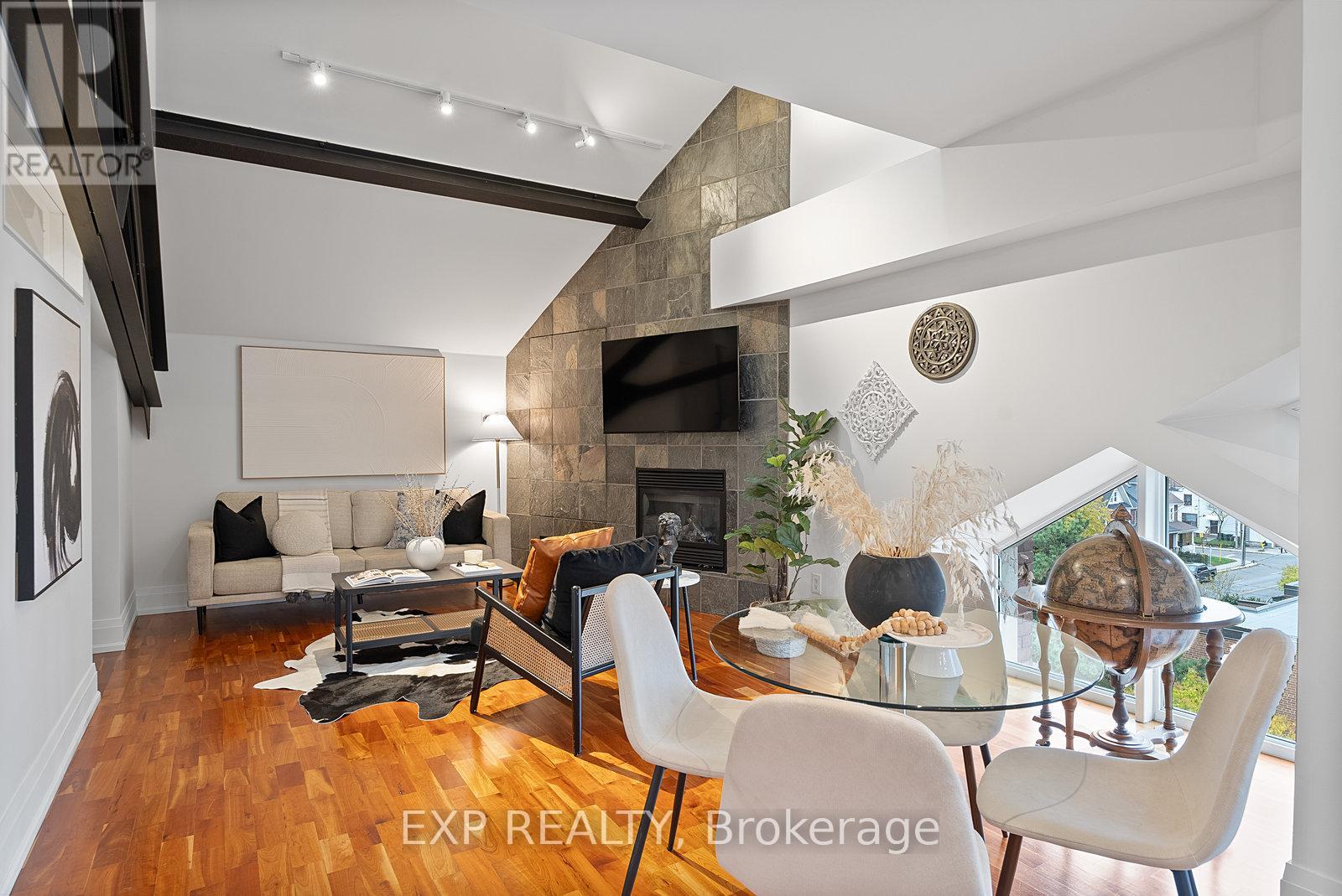 305 - 660 Pape Avenue, Toronto, Ontario  M4K 3S5 - Photo 5 - E12484976