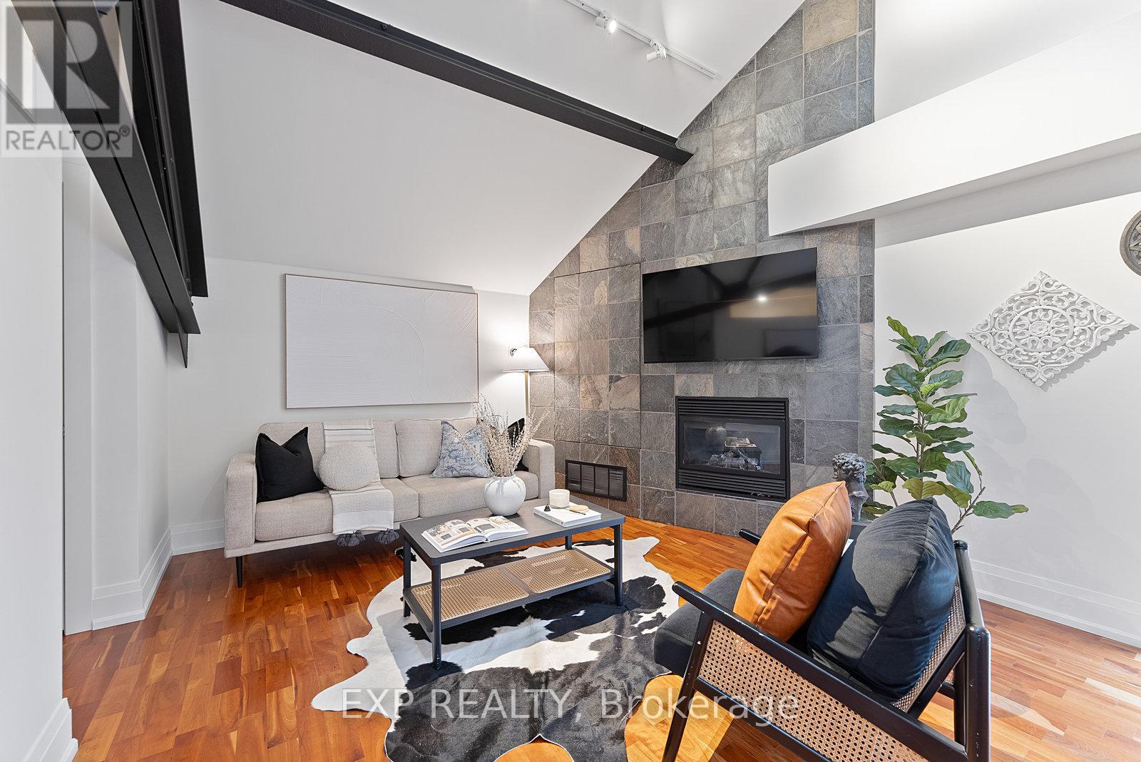 305 - 660 Pape Avenue, Toronto, Ontario  M4K 3S5 - Photo 6 - E12484976