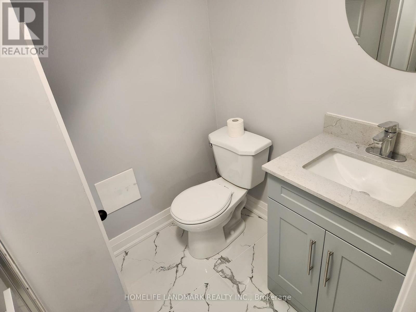 Basement Unit - 452 D'arcy Street S, Newmarket, Ontario  L3Y 1N1 - Photo 10 - N12484966