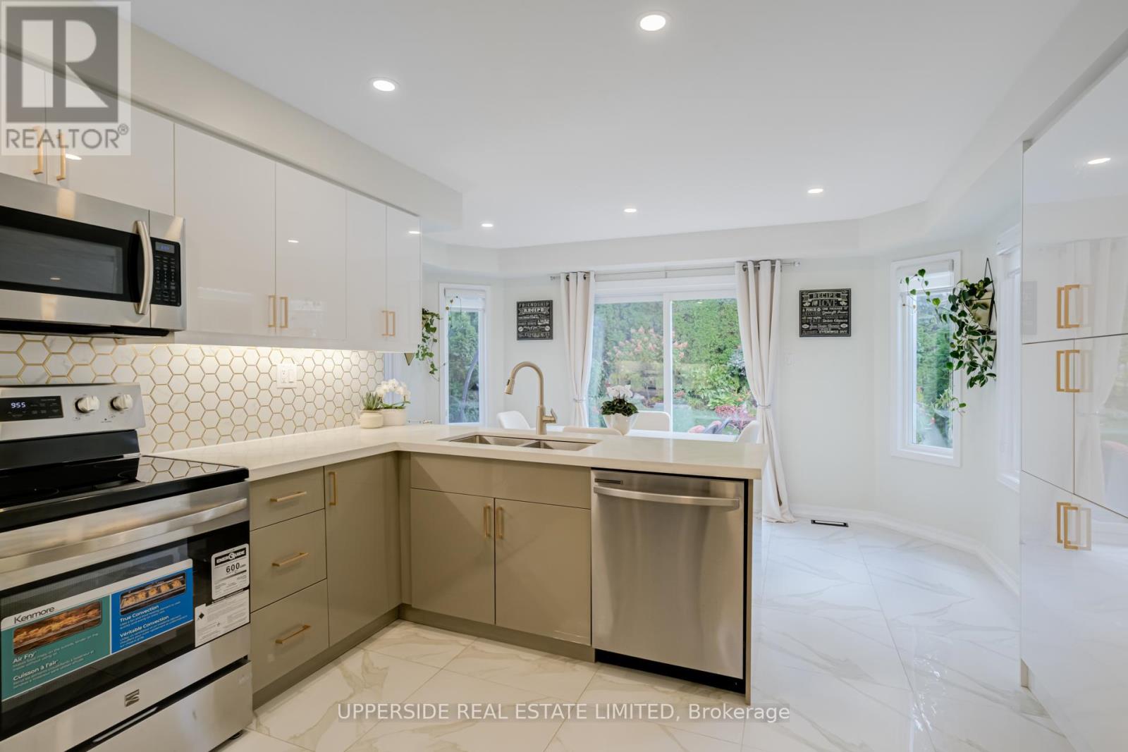 167 Covent Crescent, Aurora, Ontario  L4G 6P9 - Photo 11 - N12484973