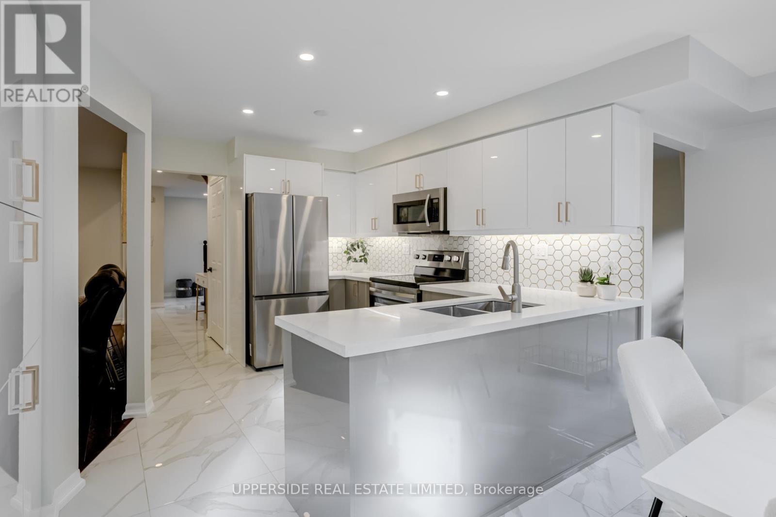 167 Covent Crescent, Aurora, Ontario  L4G 6P9 - Photo 12 - N12484973