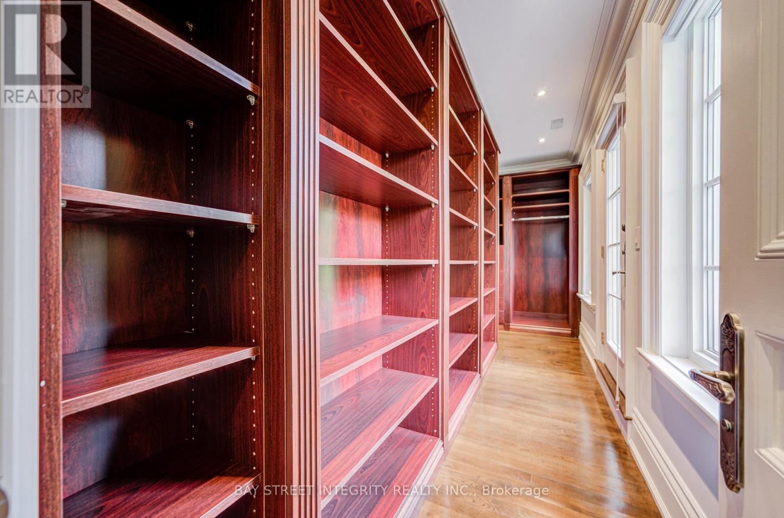 9 Highland Court, Aurora, Ontario  L4G 2S9 - Photo 30 - N12484977