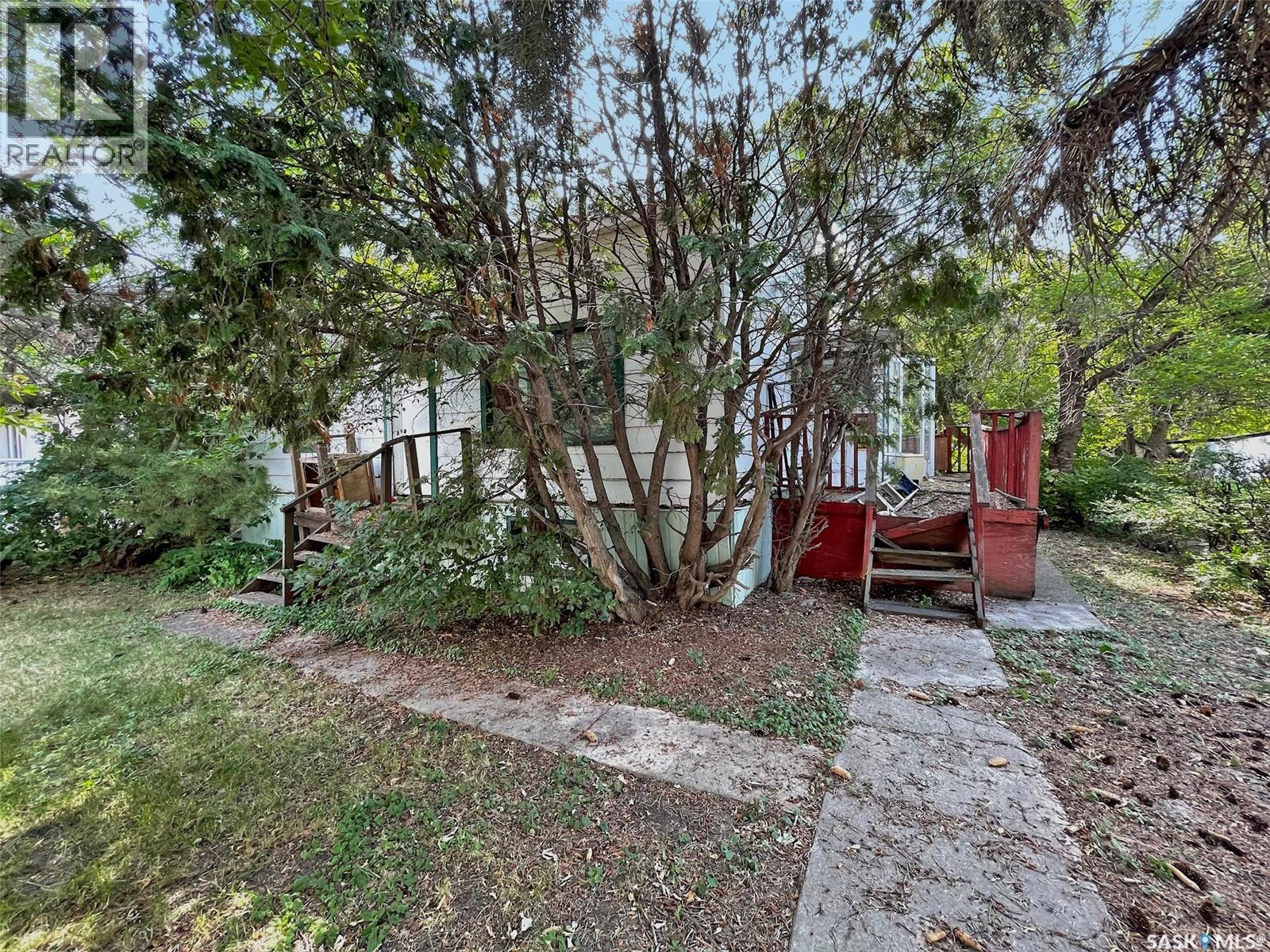 310 6th AVENUE SE, Swift Current, Saskatchewan