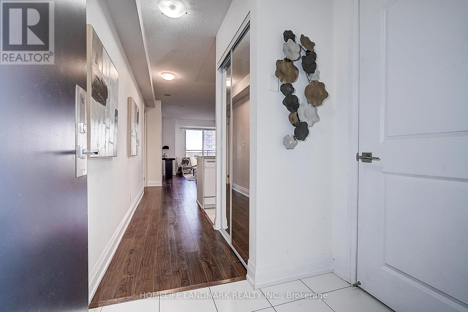 1070 Sheppard Avenue W, Toronto, Ontario  M3J 0G8 - Photo 10 - W12484968
