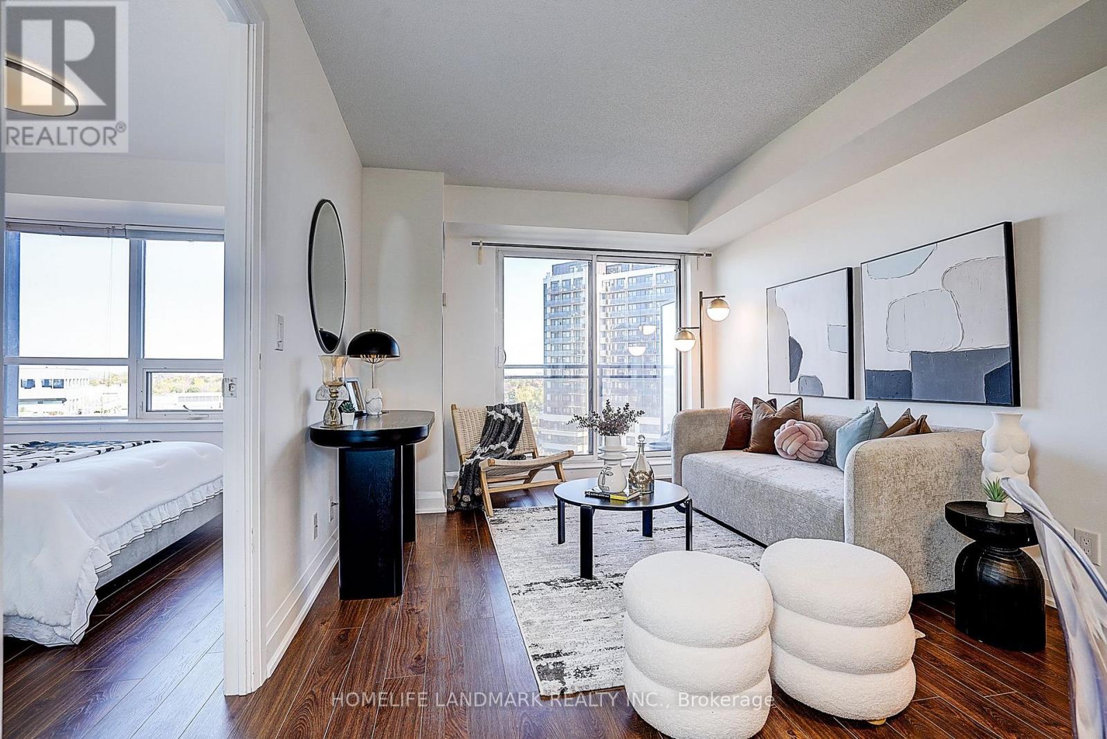 1070 Sheppard Avenue W, Toronto, Ontario  M3J 0G8 - Photo 22 - W12484968