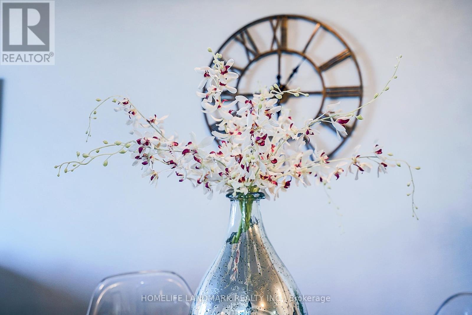 1070 Sheppard Avenue W, Toronto, Ontario  M3J 0G8 - Photo 31 - W12484968