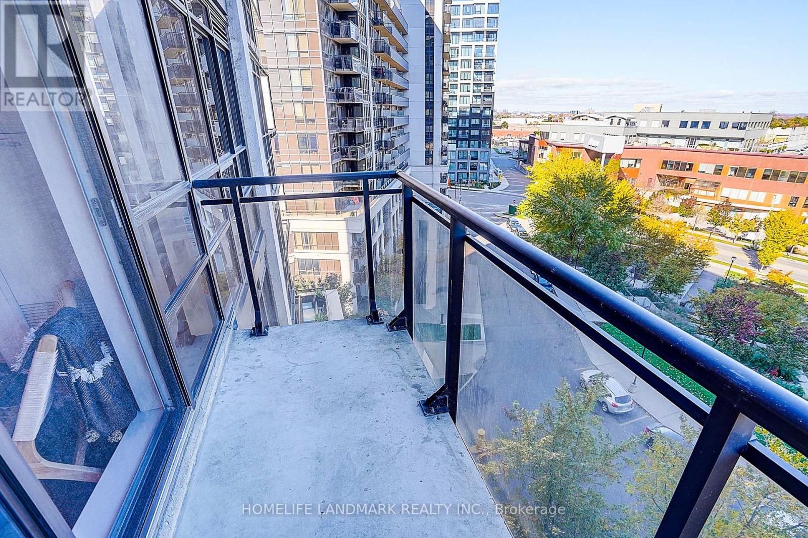1070 Sheppard Avenue W, Toronto, Ontario  M3J 0G8 - Photo 40 - W12484968