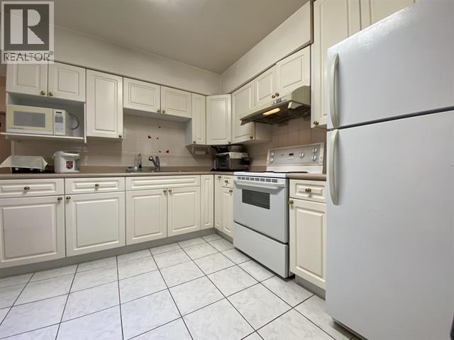 6828 Inverness Street, Vancouver, British Columbia  V5X 4G2 - Photo 8 - R3062293