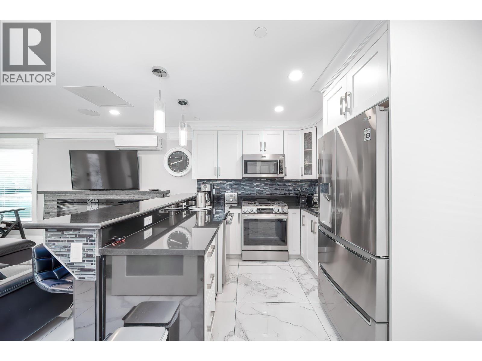 6508 Knight Street, Vancouver, British Columbia  V5P 2W2 - Photo 24 - C8073250