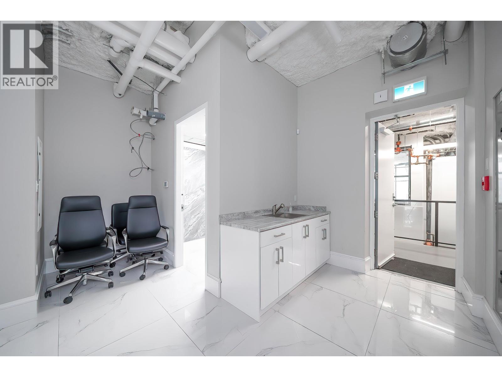 6508 Knight Street, Vancouver, British Columbia  V5P 2W2 - Photo 9 - C8073250