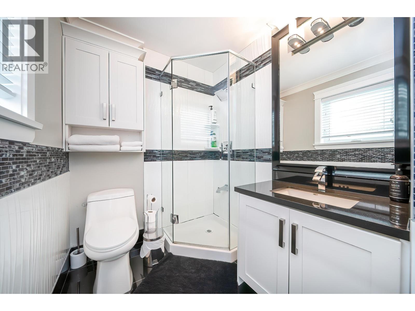 6508 Knight Street, Vancouver, British Columbia  V5P 2W2 - Photo 28 - C8073250