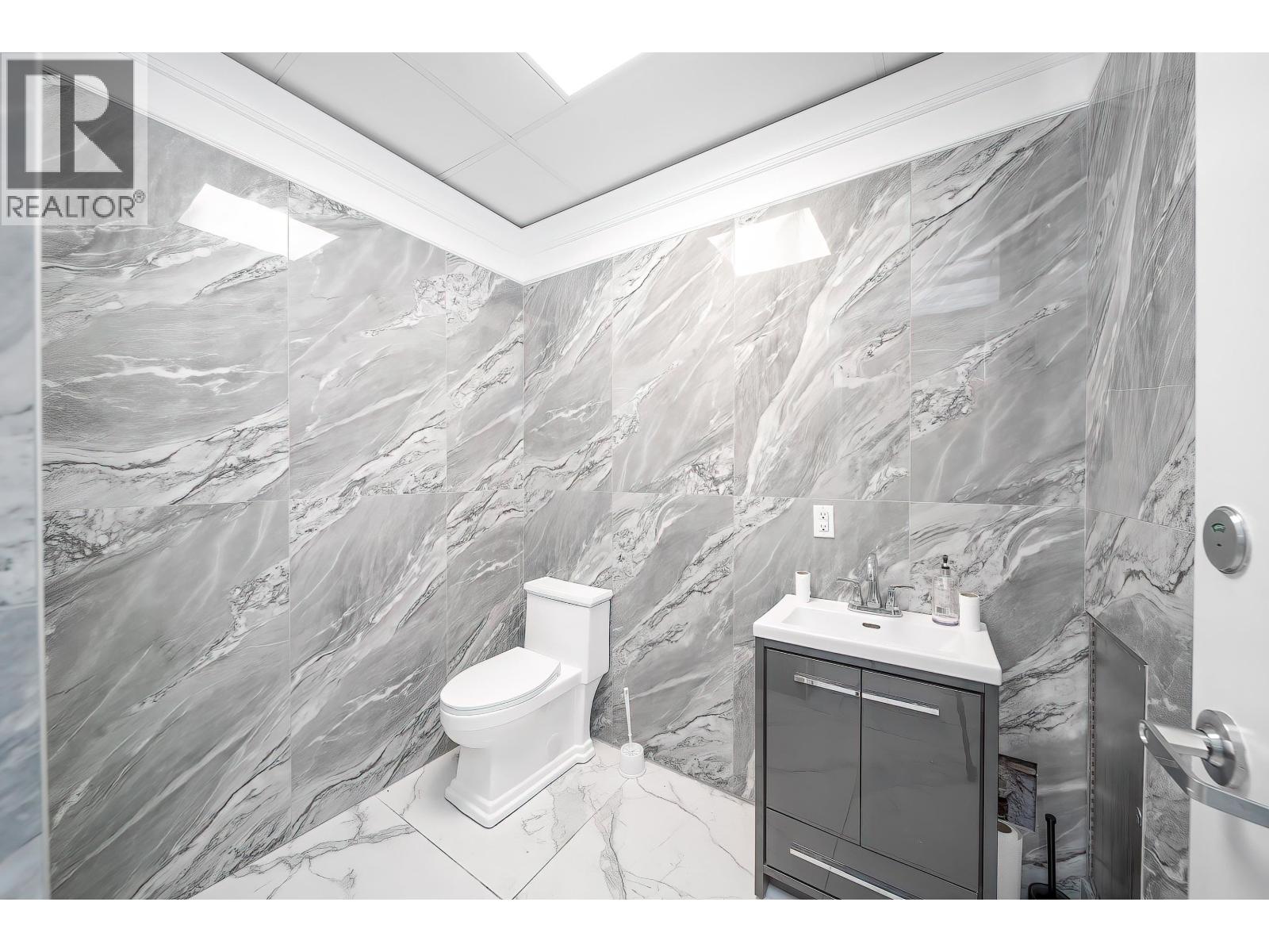 6508 Knight Street, Vancouver, British Columbia  V5P 2W2 - Photo 10 - C8073250