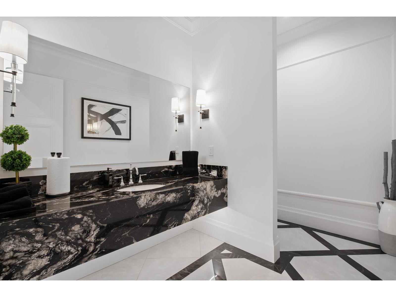 9075 164 Street, Surrey, British Columbia  V4N 2Z9 - Photo 12 - R3043730