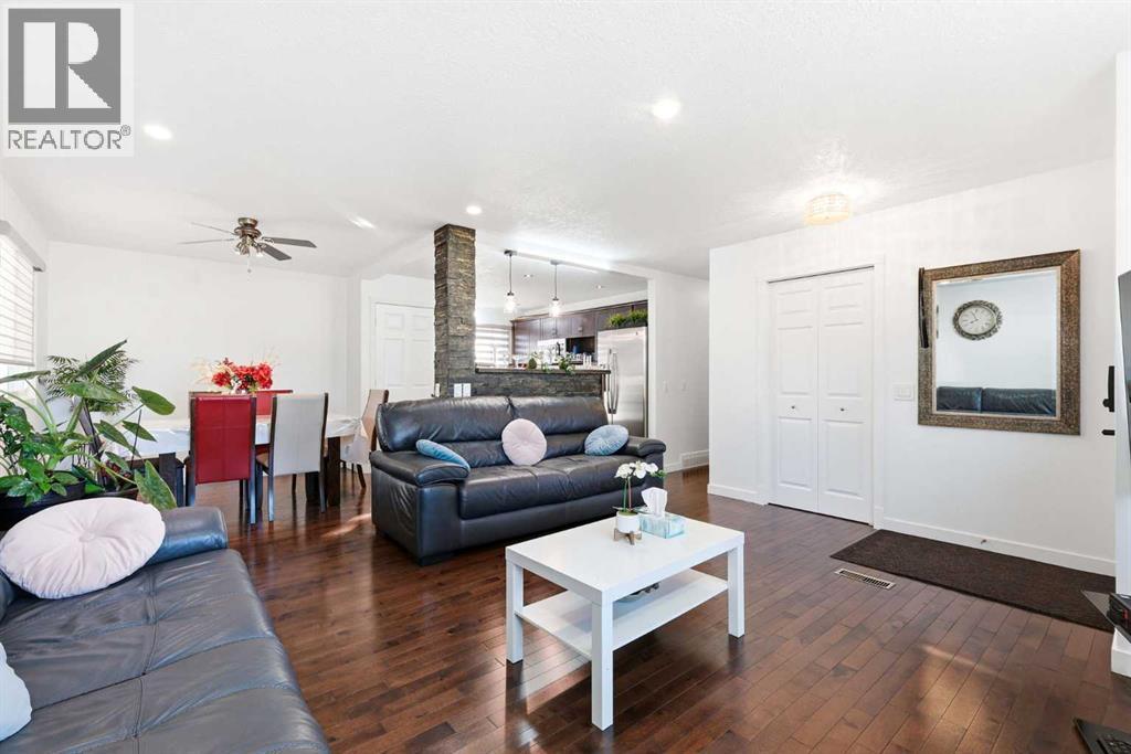 419 Whiteview Close Ne, Calgary, Alberta  T1Y 1R5 - Photo 7 - A2266036