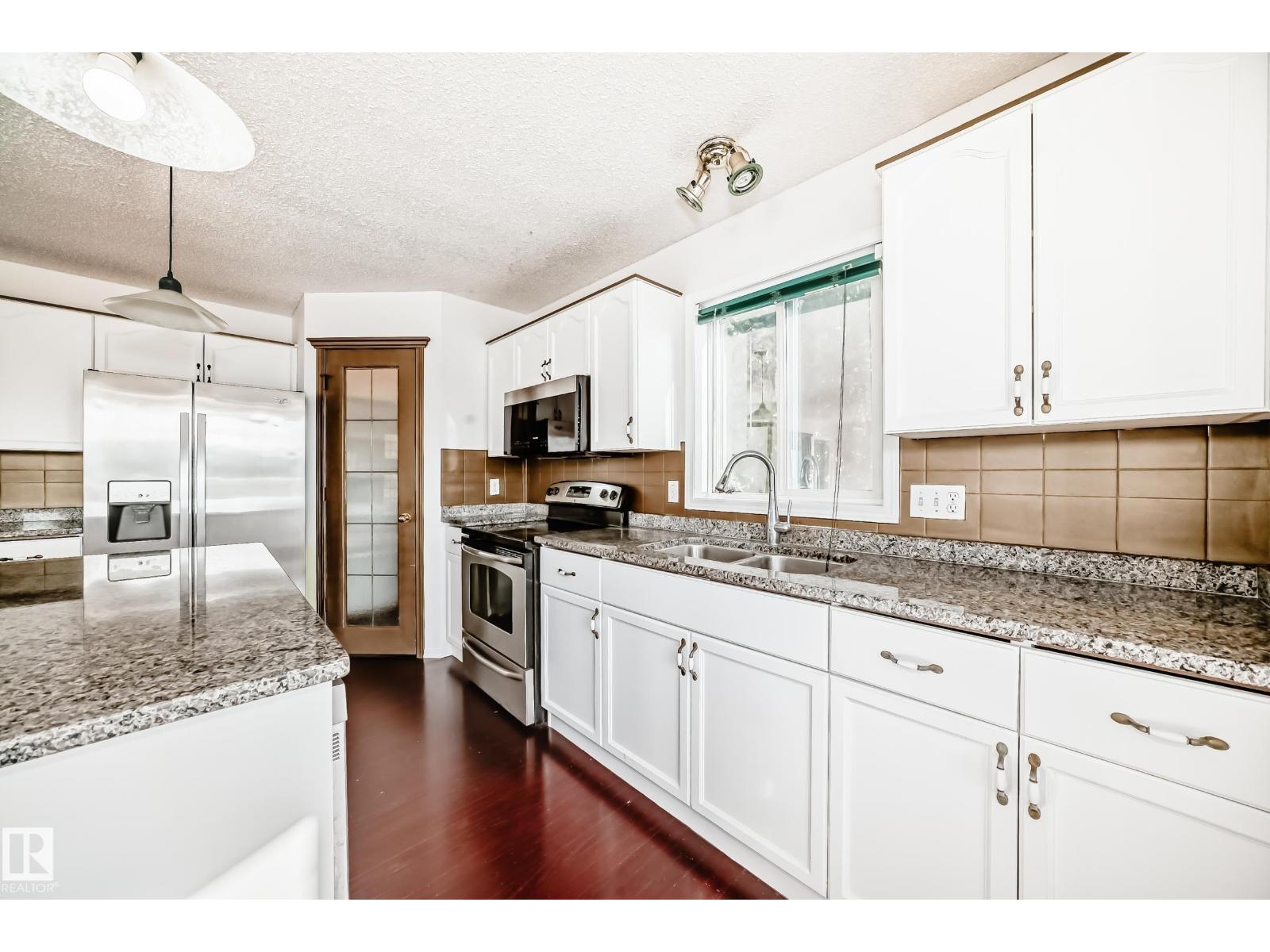 10315 175 Av Nw, Edmonton, Alberta  T5X 5W9 - Photo 13 - E4463720