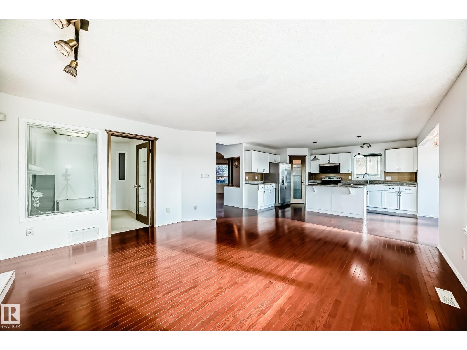 10315 175 Av Nw, Edmonton, Alberta  T5X 5W9 - Photo 19 - E4463720