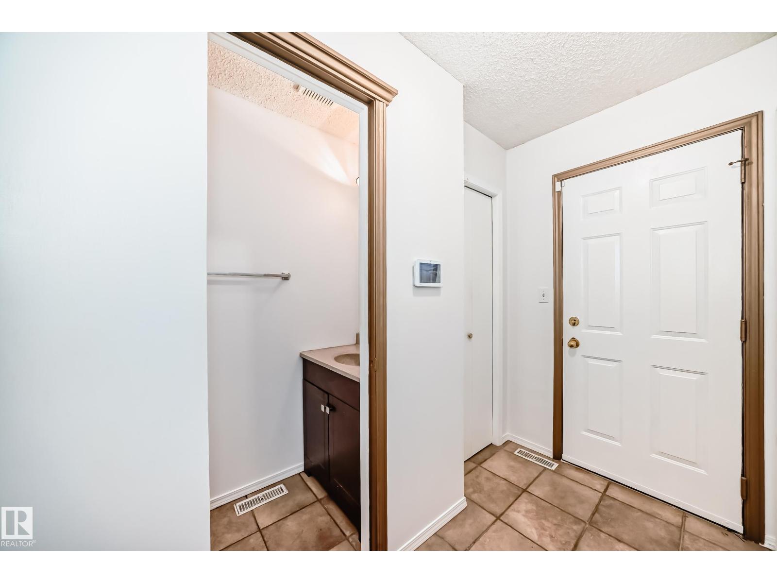 10315 175 Av Nw, Edmonton, Alberta  T5X 5W9 - Photo 30 - E4463720