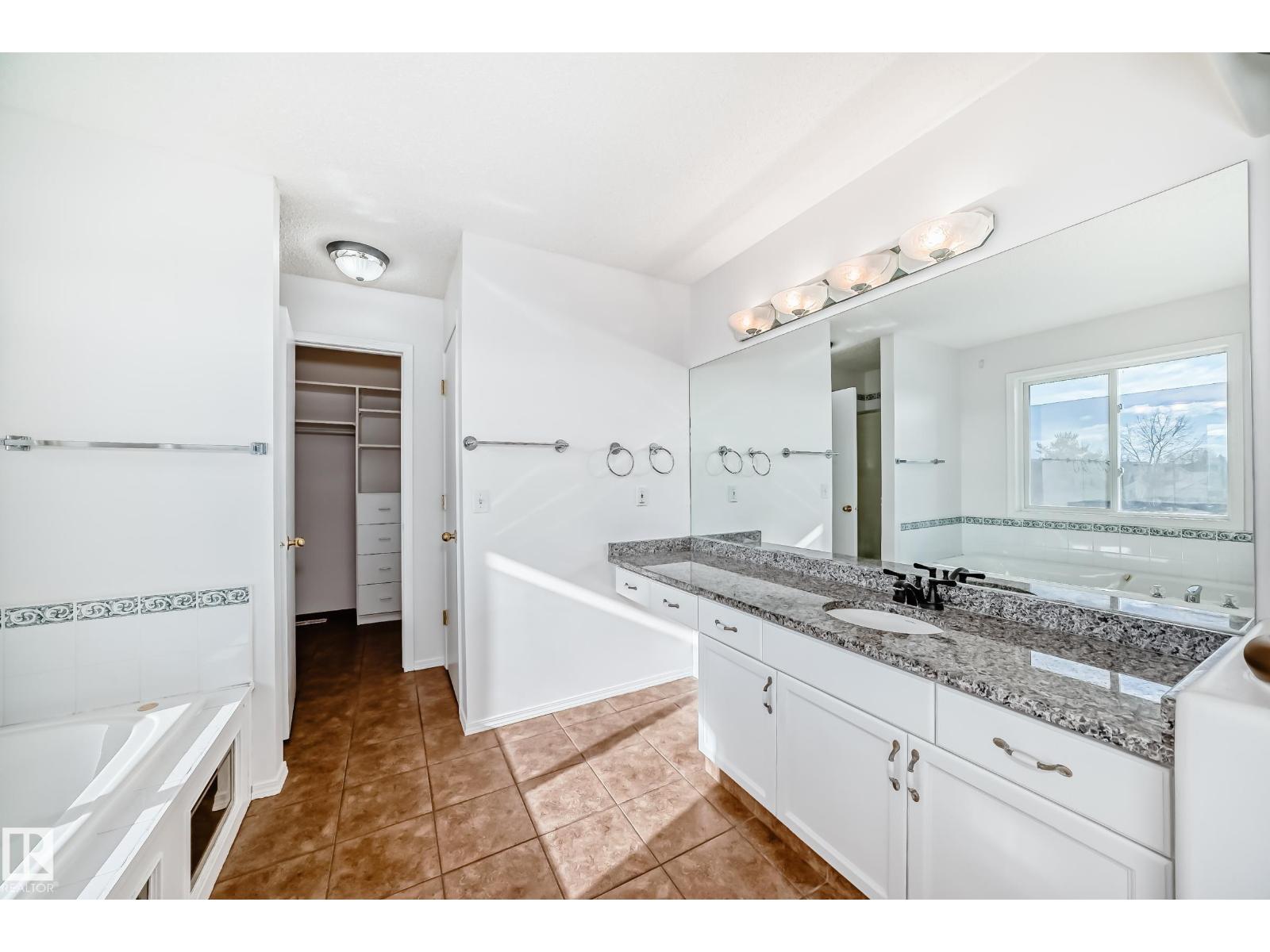 10315 175 Av Nw, Edmonton, Alberta  T5X 5W9 - Photo 36 - E4463720