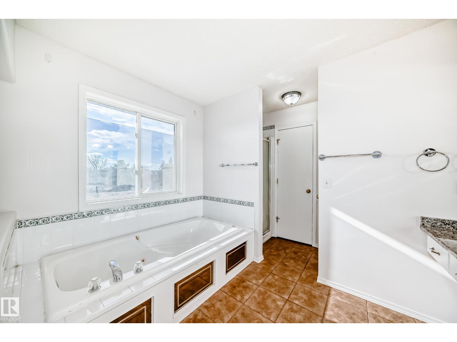 10315 175 Av Nw, Edmonton, Alberta  T5X 5W9 - Photo 37 - E4463720