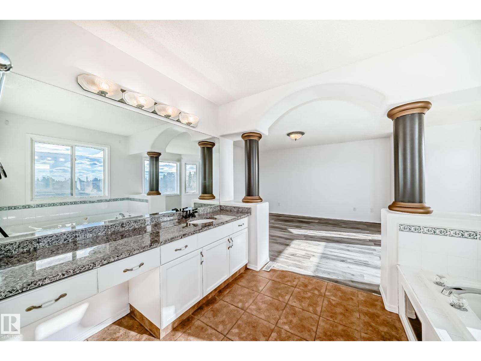 10315 175 Av Nw, Edmonton, Alberta  T5X 5W9 - Photo 38 - E4463720