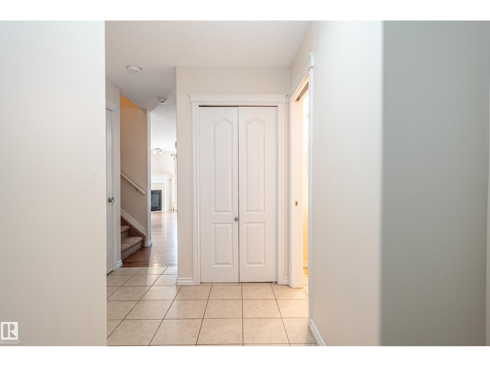 1631 65 St Sw, Edmonton, Alberta  T6X 0N1 - Photo 4 - E4463722